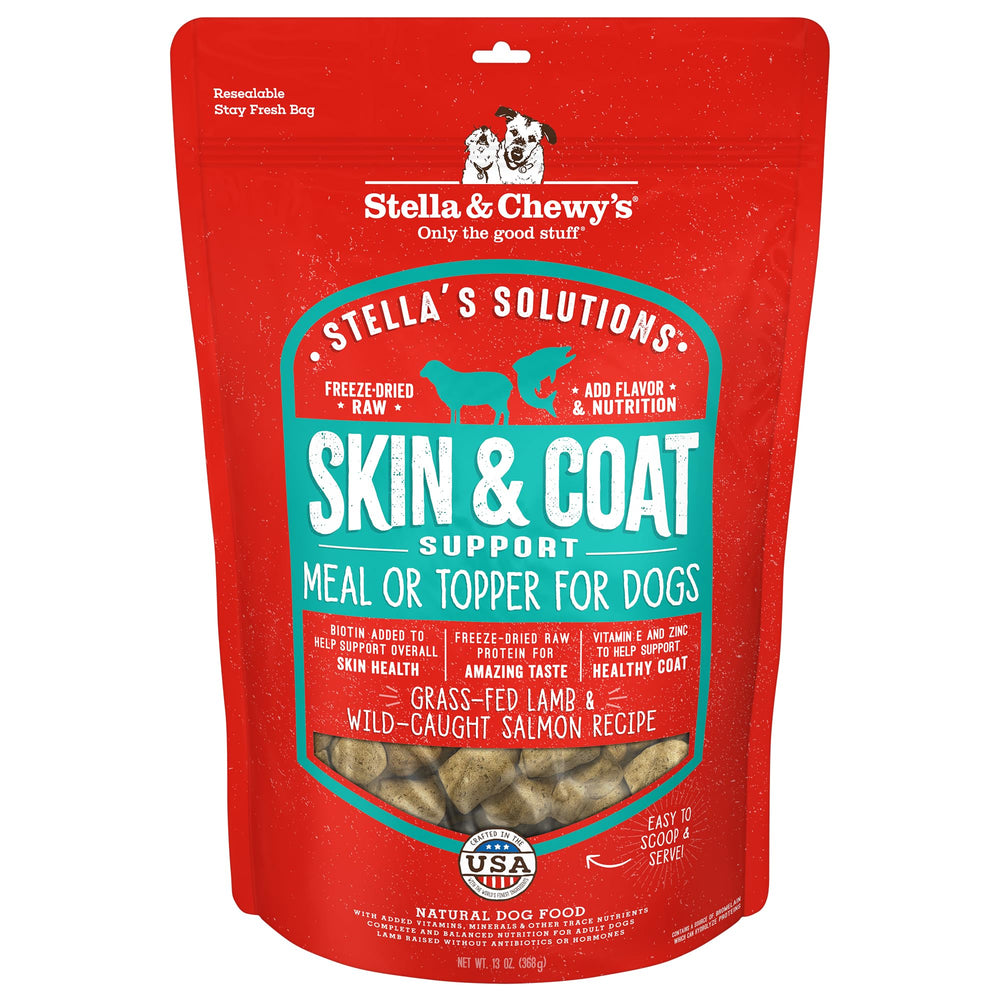 Stella & Chewy's frente del paquete mostrando fórmula Skin & Coat y beneficios visibles