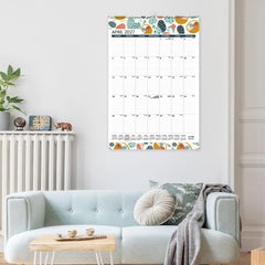 SUNEE calendario en uso en cocina familiar para coordinar horarios