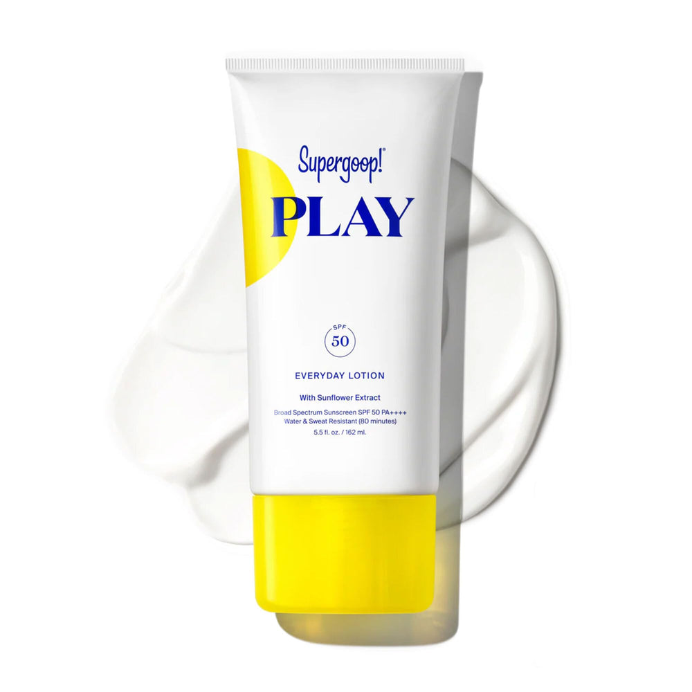 Supergoop! frente del empaque mostrando protector SPF 30 y beneficio de amplio espectro