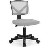 Sweetcrispy vista frontal de la silla pequeña mostrando diseño sin brazos y ahorro de espacio