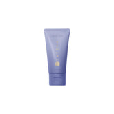 TATCHA envase frontal del limpiador crema, presentación elegante y práctica