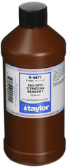 Taylor frasco 16 oz del reactivo FAS‑DPD mostrando etiqueta y envase práctico