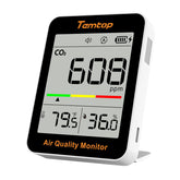 Temtop vista frontal del monitor mostrando su carcasa y botones para control fácil