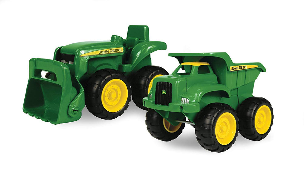 TOMY John Deere frente del pack mostrando camión y tractor, robustez para juego exterior