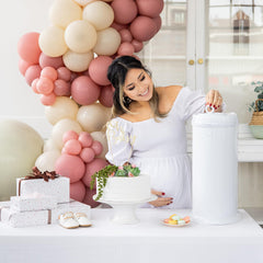 Ubbi tapa corredera en acción con apertura suave y cierre hermético