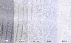 Utopia Towels toalla en uso secando manos, absorción visible y tacto suave