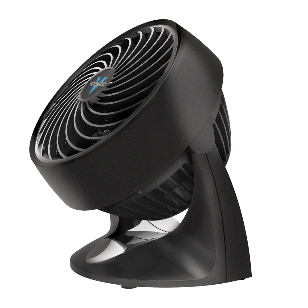 Vornado 133 vista frontal mostrando parrilla espiral y diseño compacto para circulación potente