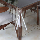 Walrus vista frontal del mantel transparente protegiendo mesa eficazmente