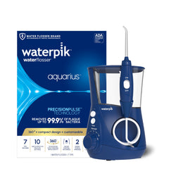 Waterpik Aquarius vista frontal azul mostrando diseño compacto y beneficio limpieza completa