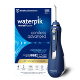 Waterpik Cordless Advanced frontal azul mostrando diseño portátil y compacto
