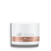 Wella Professionals envase frontal mostrando la mascarilla y su beneficio reparador