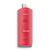 Wella Professionals botella frontal mostrando diseño y beneficio protección del color