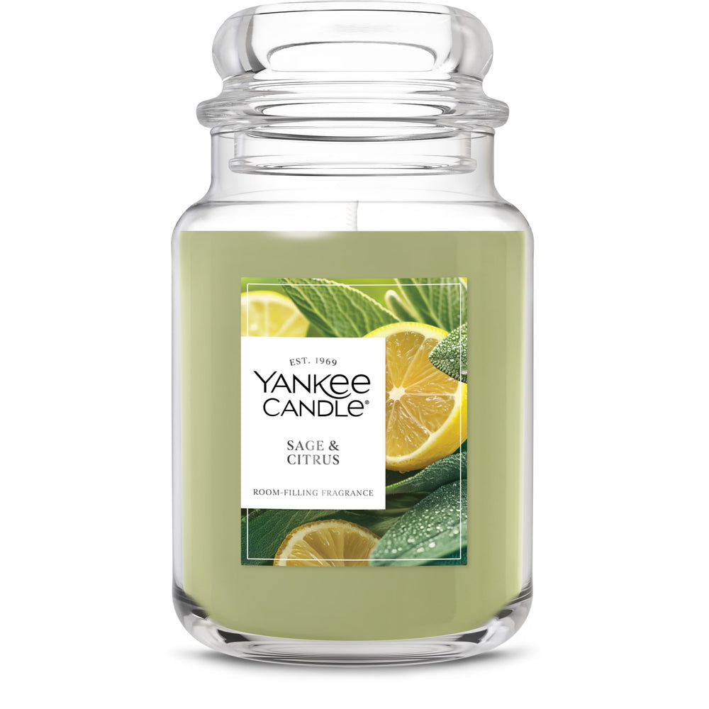 Yankee Candle tarro frontal Sage & Citrus mostrando diseño y color, ambiente acogedor