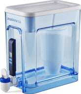 ZeroWater dispensador frontal 22 tazas mostrando capacidad y diseño práctico