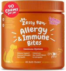 Zesty Paws envase frontal mostrando 90 gomitas y beneficios clave