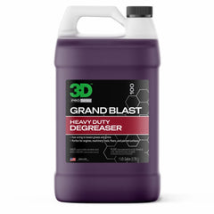 3D Grand Blast frente de la botella mostrando el envase y uso profesional