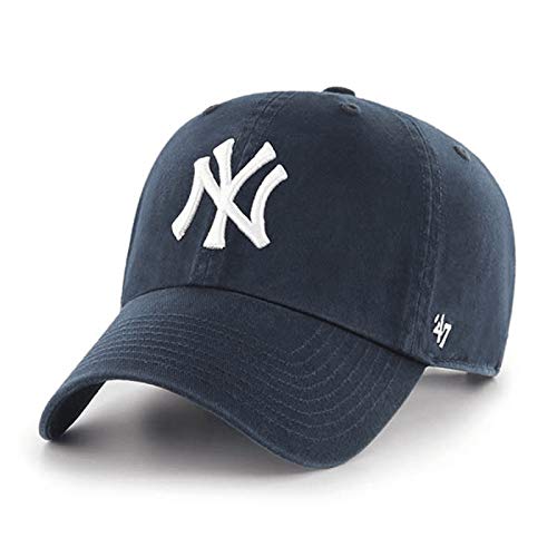 47 gorra New York Yankees vista frontal con logo bordado, aporta estilo y reconocimiento del equipo