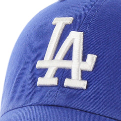 47 detalle del bordado Dodgers en la gorra, calidad y durabilidad