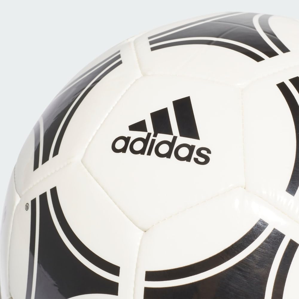 adidas Tango Glider comparación de tamaño con mano para confirmar talla 5 oficial