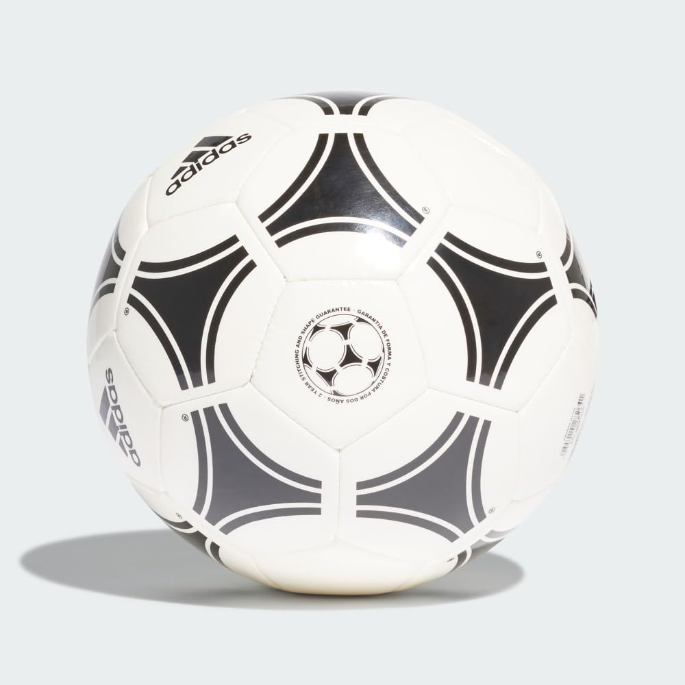 adidas Tango Glider detalle de costuras cosidas a máquina para mayor durabilidad