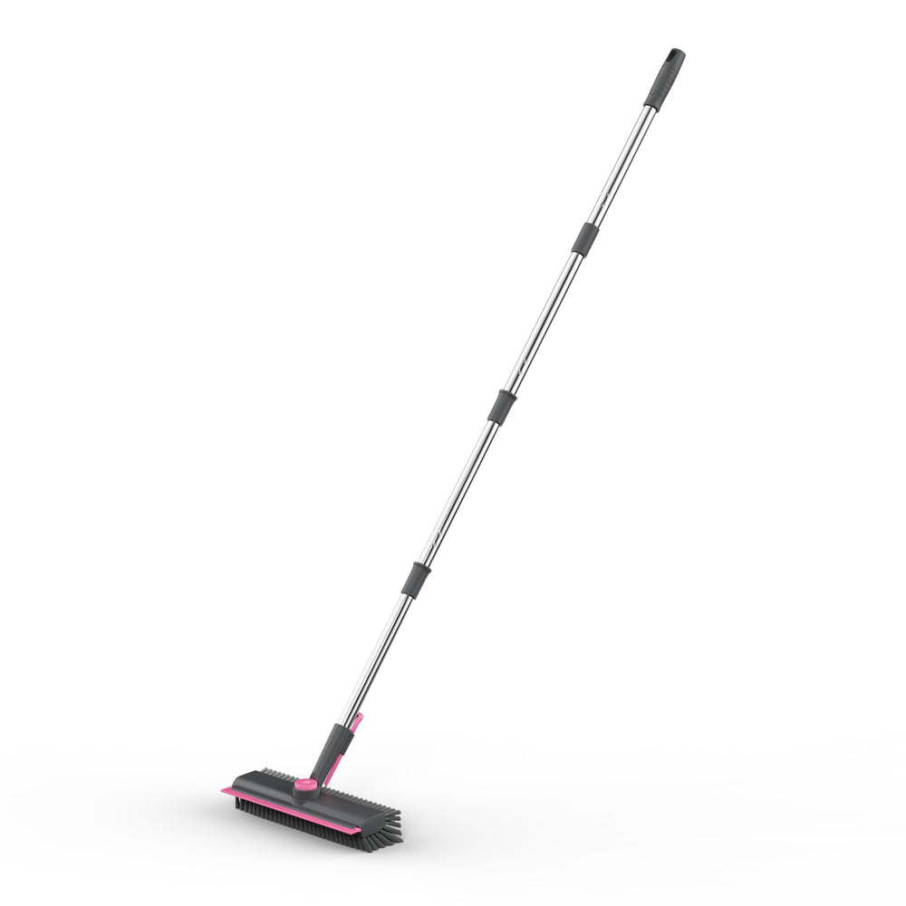 AIR U+ en baño demostrando limpieza de azulejos y paredes