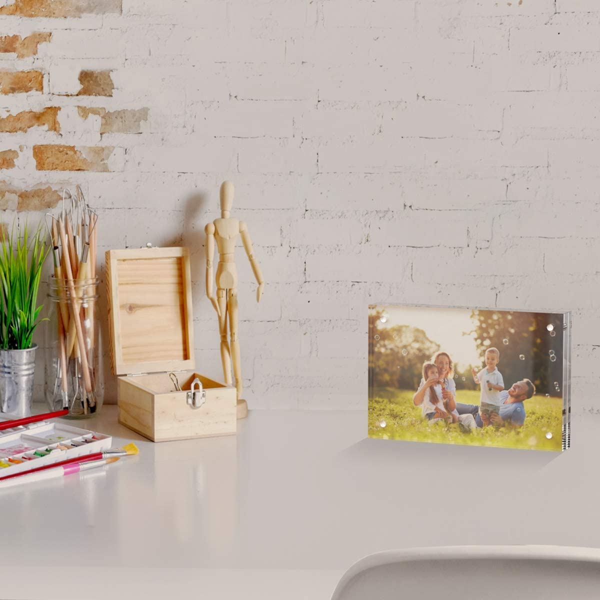 AITEE efecto flotante con foto pequeña realzando la imagen