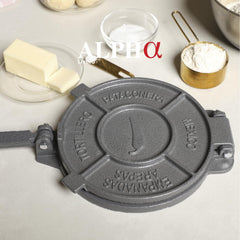 Alpha Living prensa en uso aplanando una tortilla para resultados uniformes y rápidos