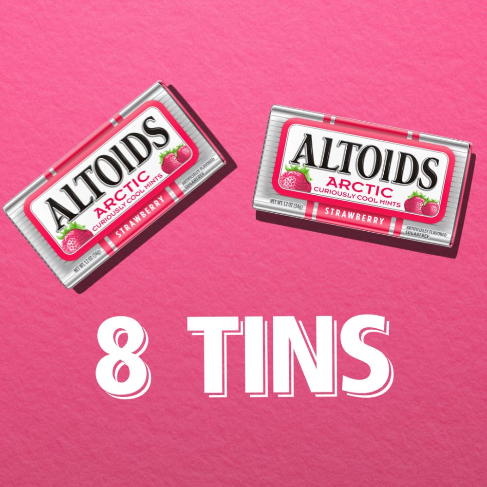 Close-up of ALTOIDS mint texture highlighting small size and concentrated flavor