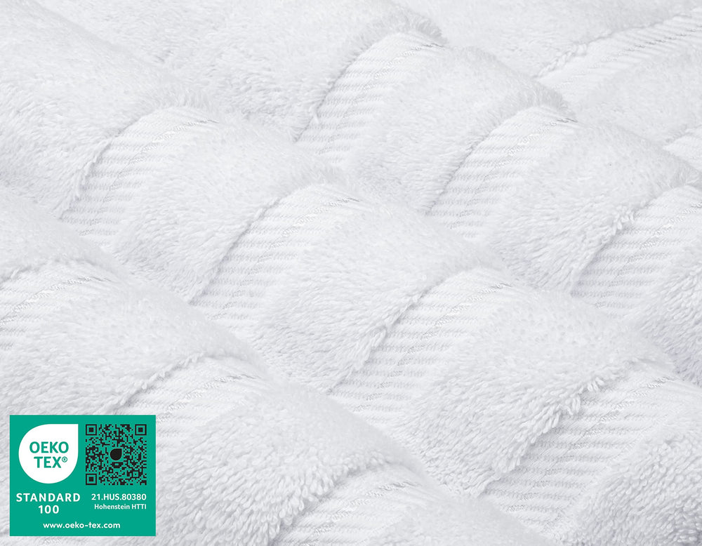 American Soft Linen toalla de baño en uso secando el cuerpo, absorbencia efectiva