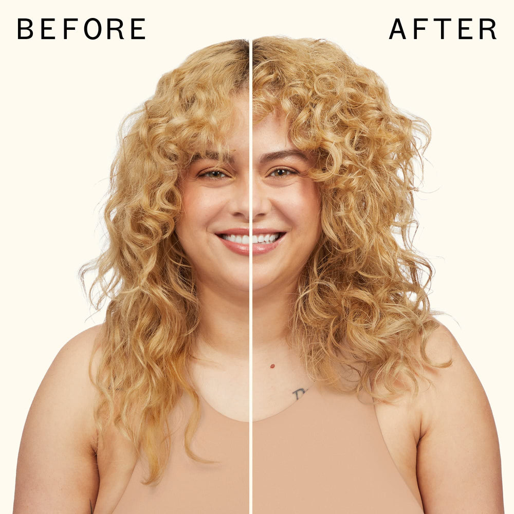 amika aplicación con manos distribuyendo crema para hidratación
