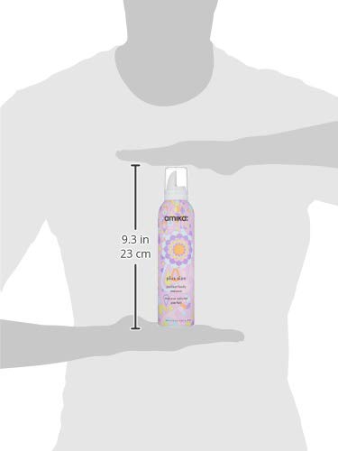 Amika mousse en cabello ondulado que mejora textura y rebote