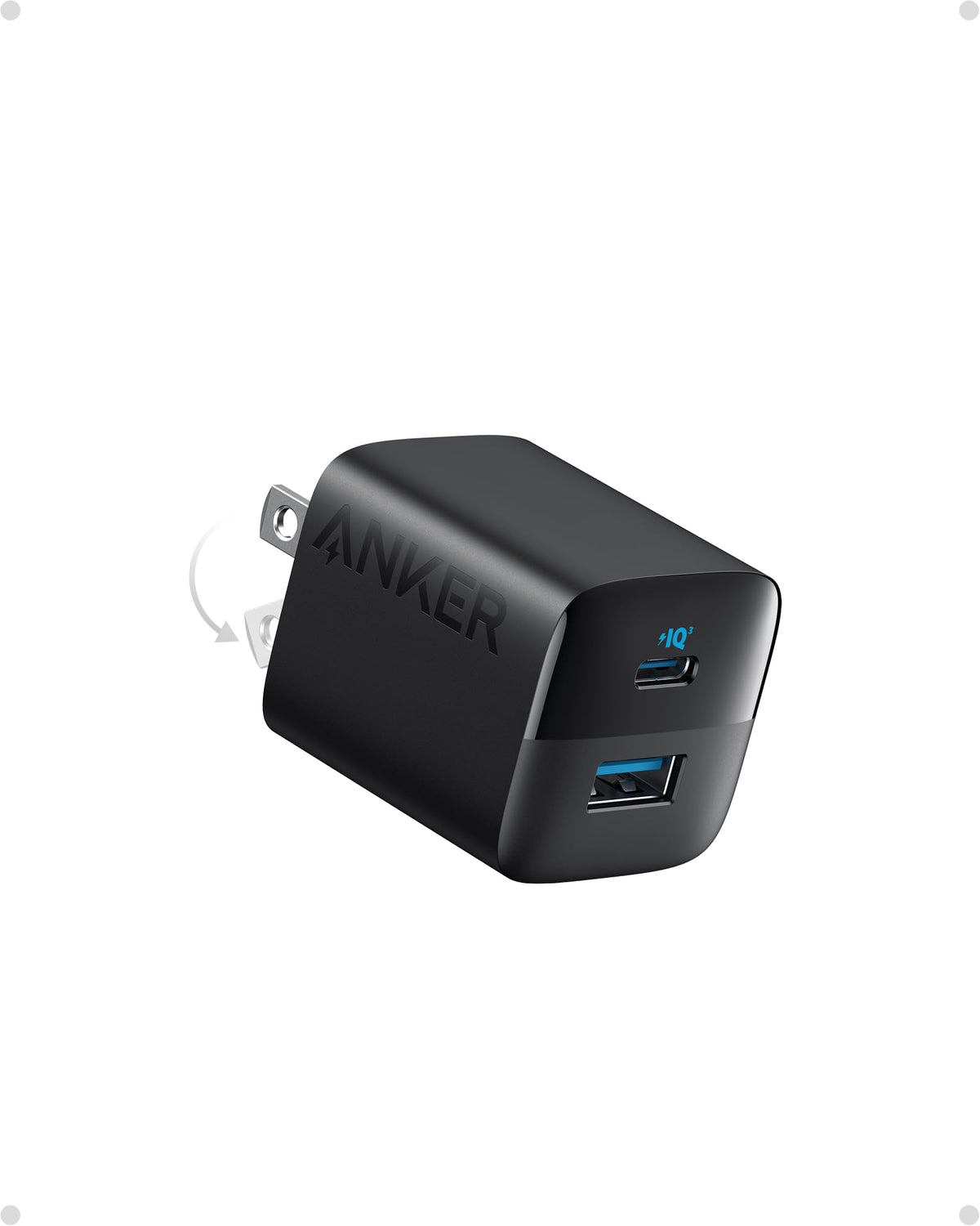 Anker 33W vista frontal con enchufe plegable, portátil y fácil de llevar