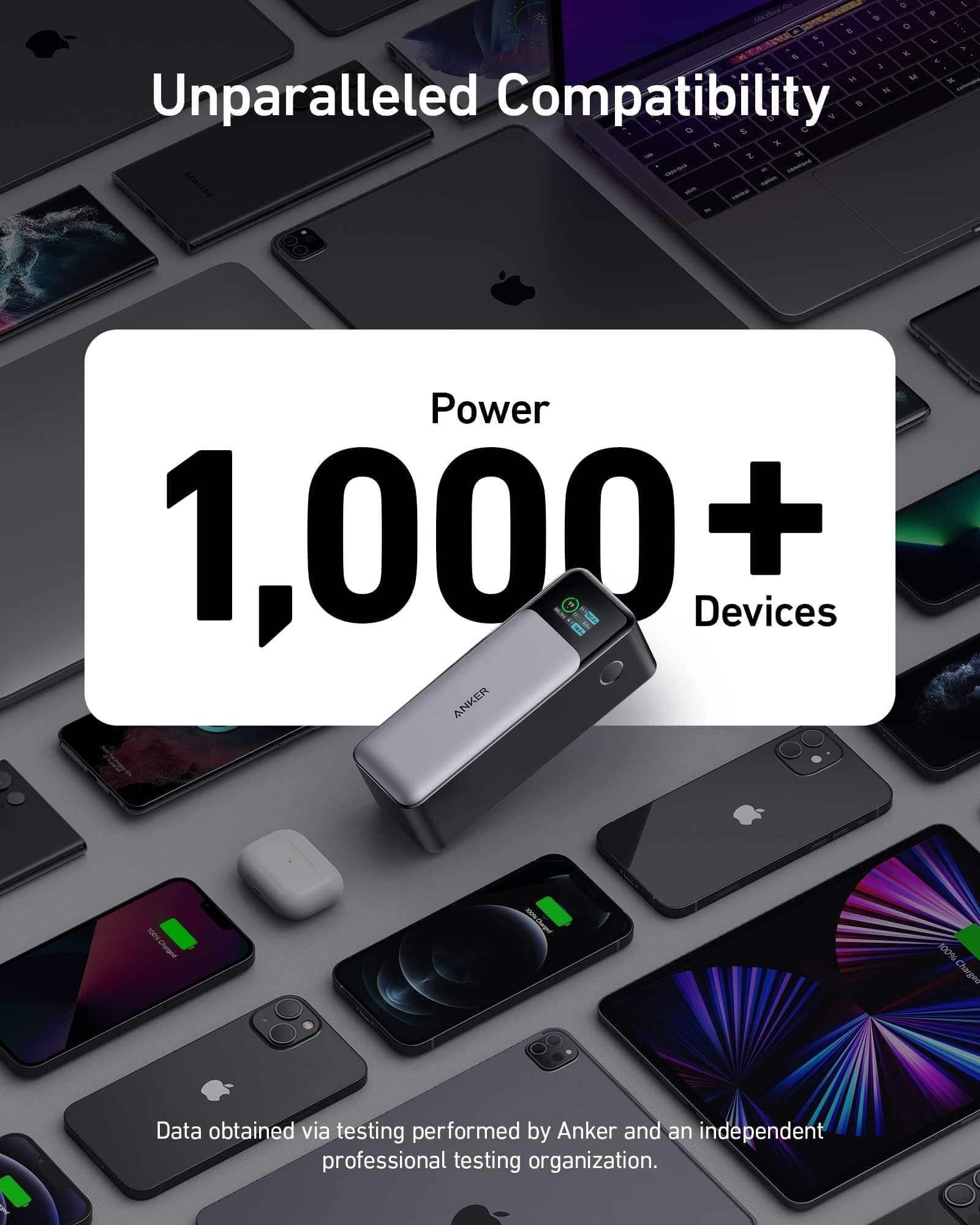 Anker 737 cargando un portátil demostrando potencia 140W