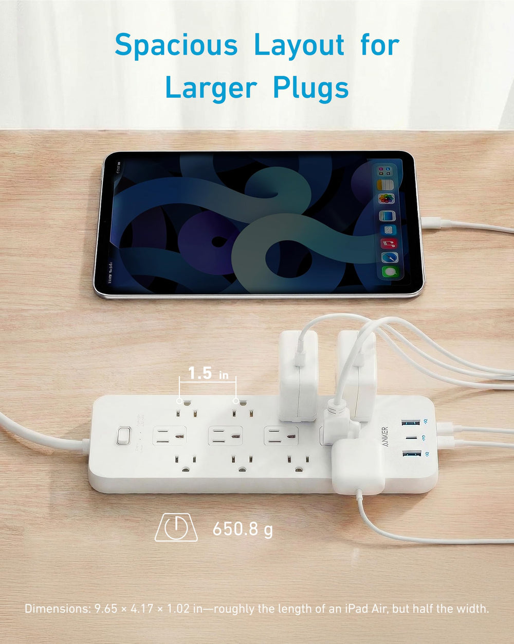 Anker comparación tamaño y escala junto a un portátil para ver dimensiones reales