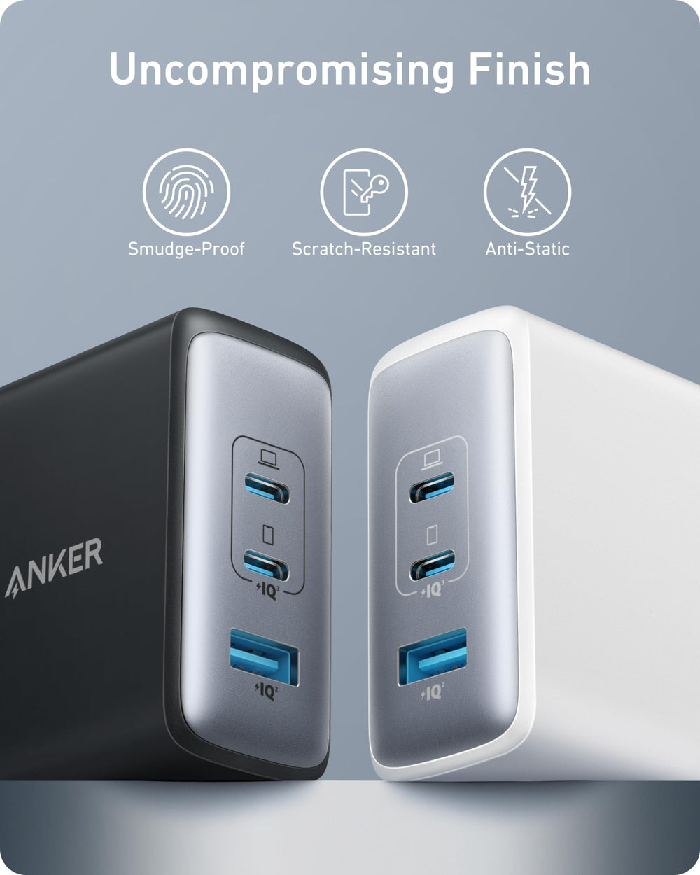Anker en mochila de viajero mostrando conveniencia para desplazamientos