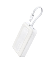 Anker frontal del power bank 10.000mAh mostrando diseño y puertos, carga fiable