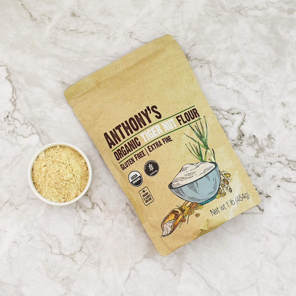 Anthony's tarro de harina en cocina mostrando uso en recetas saludables