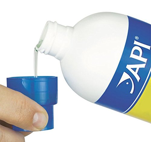 API líquido vertido cerca del acuario estabilidad bacteriana