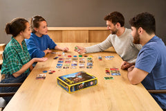 Asmodee fichas primer plano de Splendor que facilitan el manejo y conteo