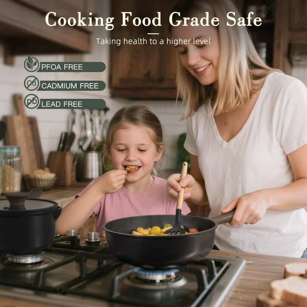 Astercook escena en cocina moderna mostrando uso diario y practicidad