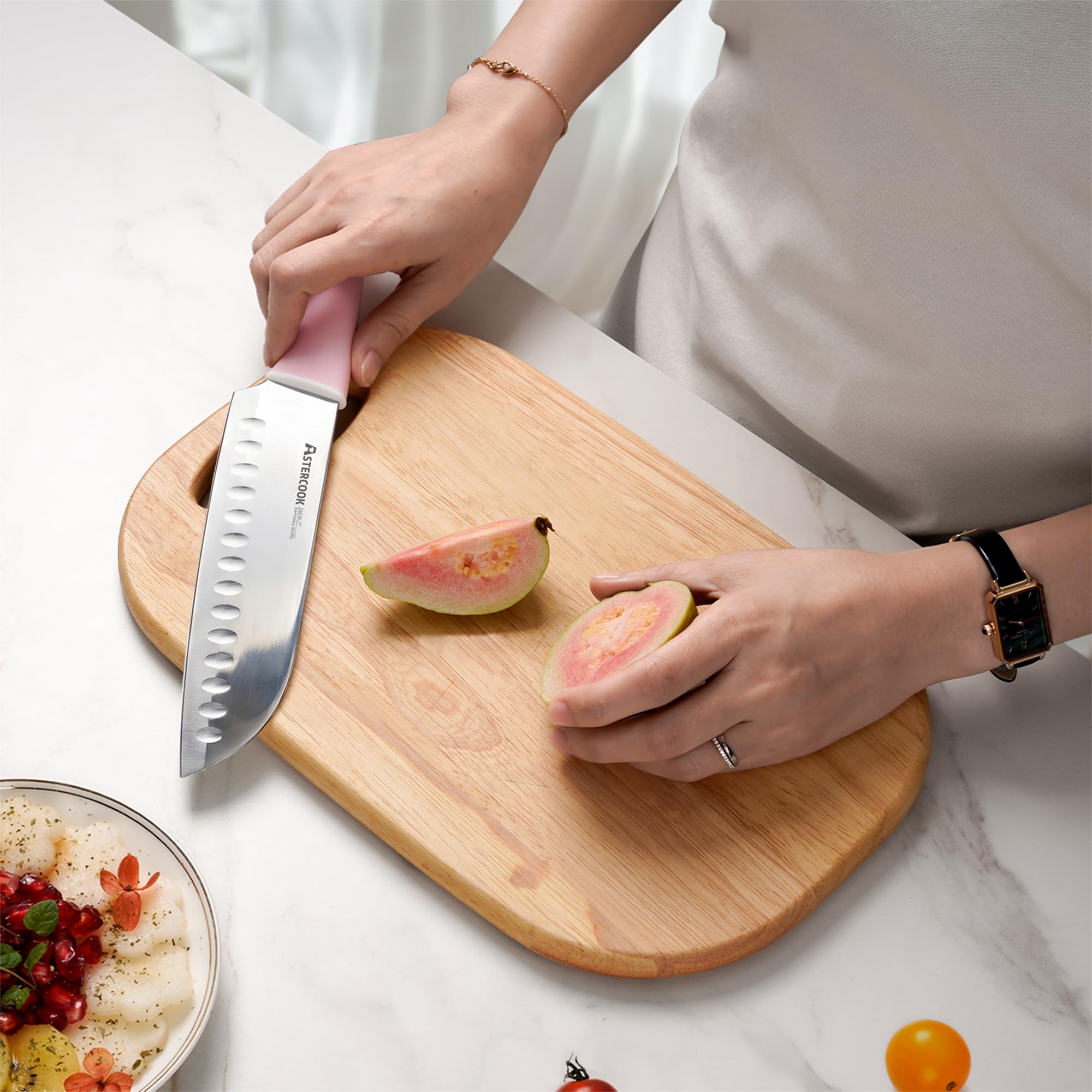 Astercook comparación de tamaño mostrando escala real de las hojas