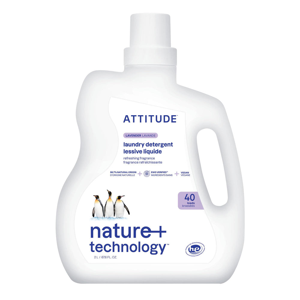 ATTITUDE botella frontal mostrando etiqueta y capacidad, limpieza segura