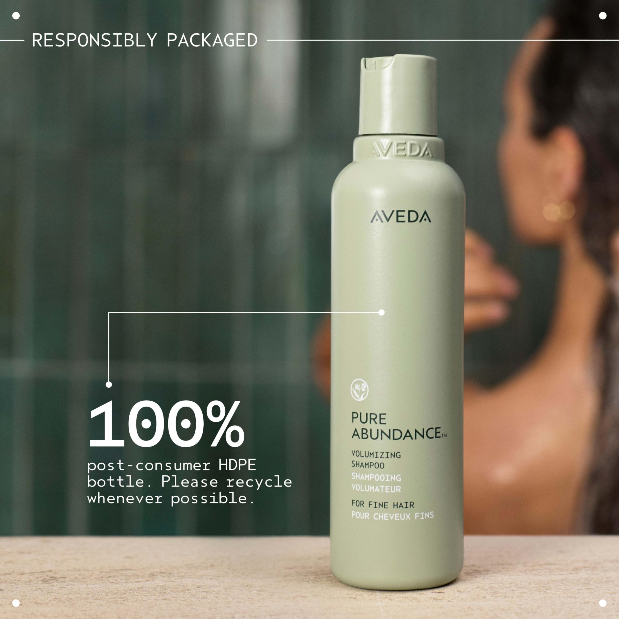 Aveda etiqueta Pure-Fume enfocada, destaca fragancia botánica exclusiva