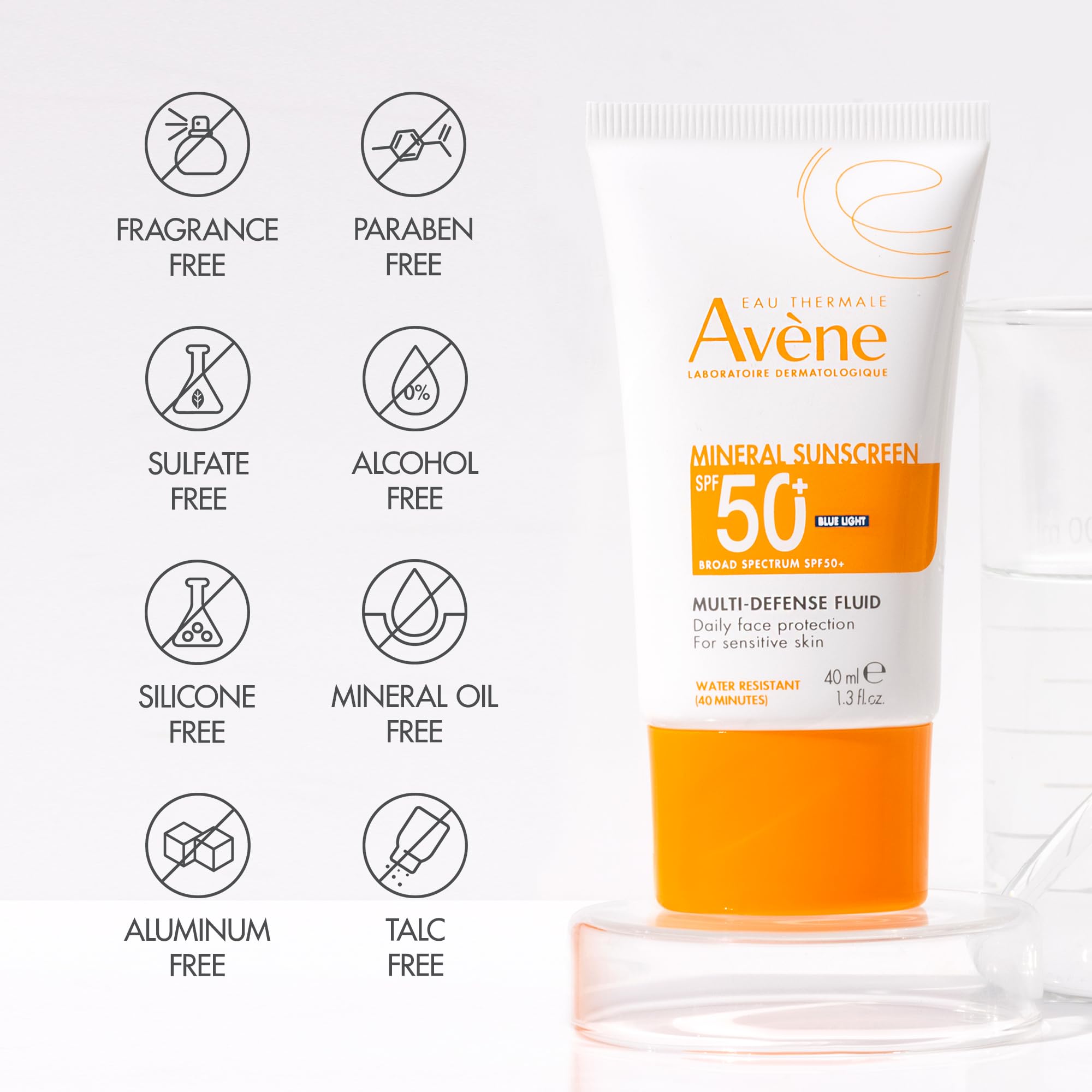 Envase Avène abierto con dispensador mostrando uso higiénico y dosificación fácil