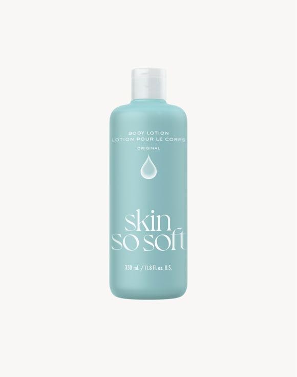 AVON Skin So Soft en baño estilo de vida para uso diario cómodo