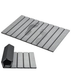 AWW alfombra vista frontal gris mostrando su forma y acabado absorbente