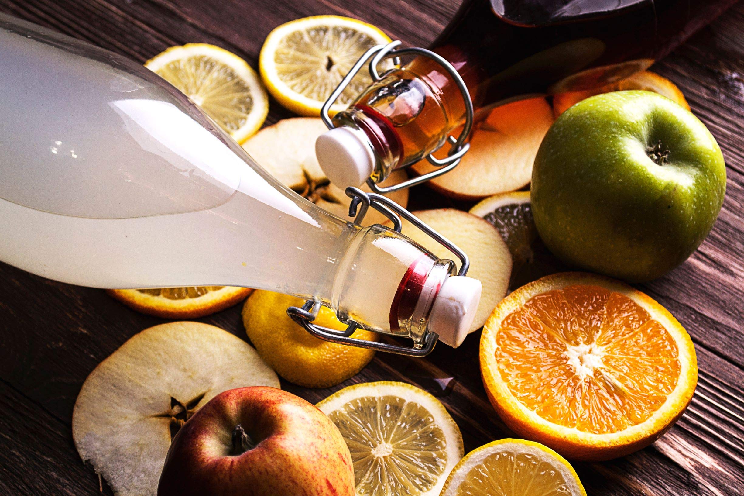 AYL botella con kombucha ilustrando conservación de bebidas fermentadas