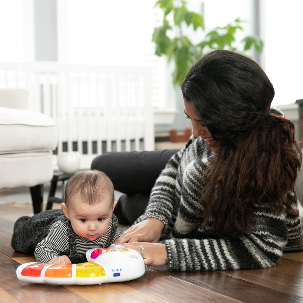 Baby Einstein etiqueta con información de modos y edad recomendada clara