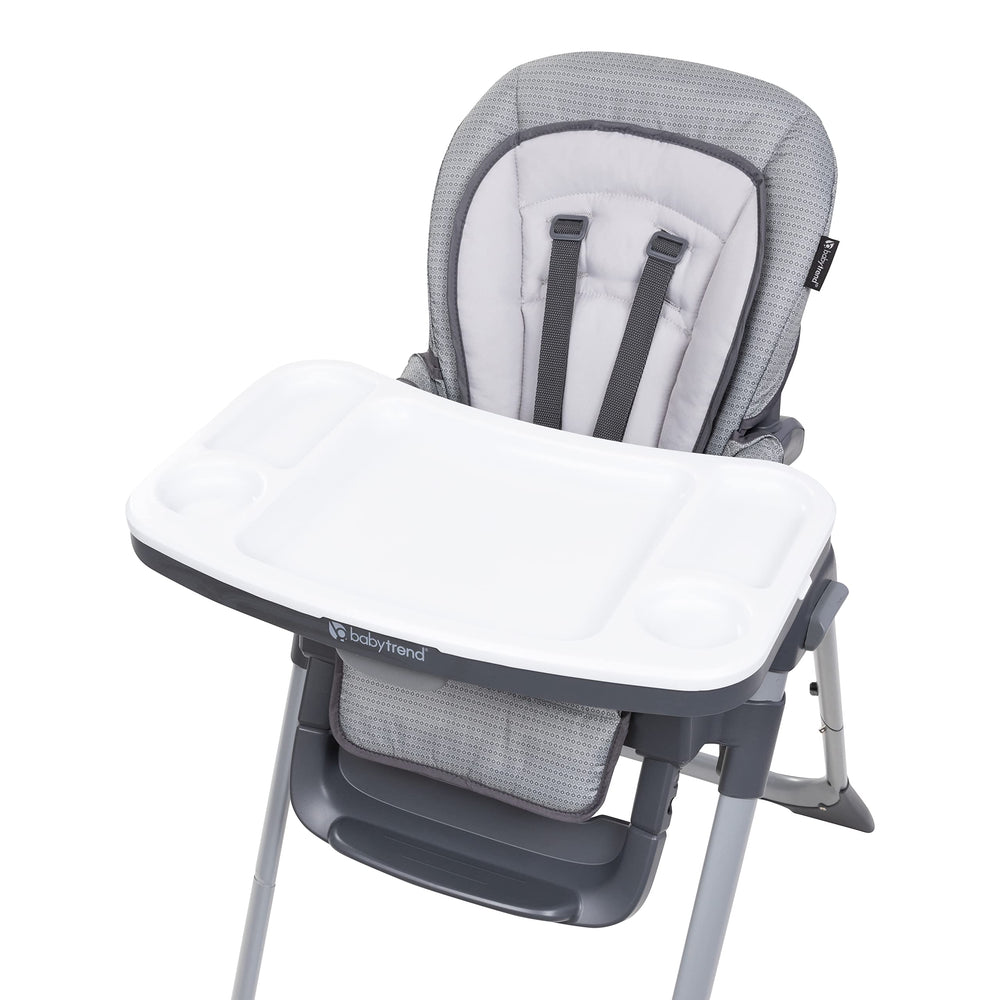 Baby Trend en modo toddler sin bandeja para uso como silla baja