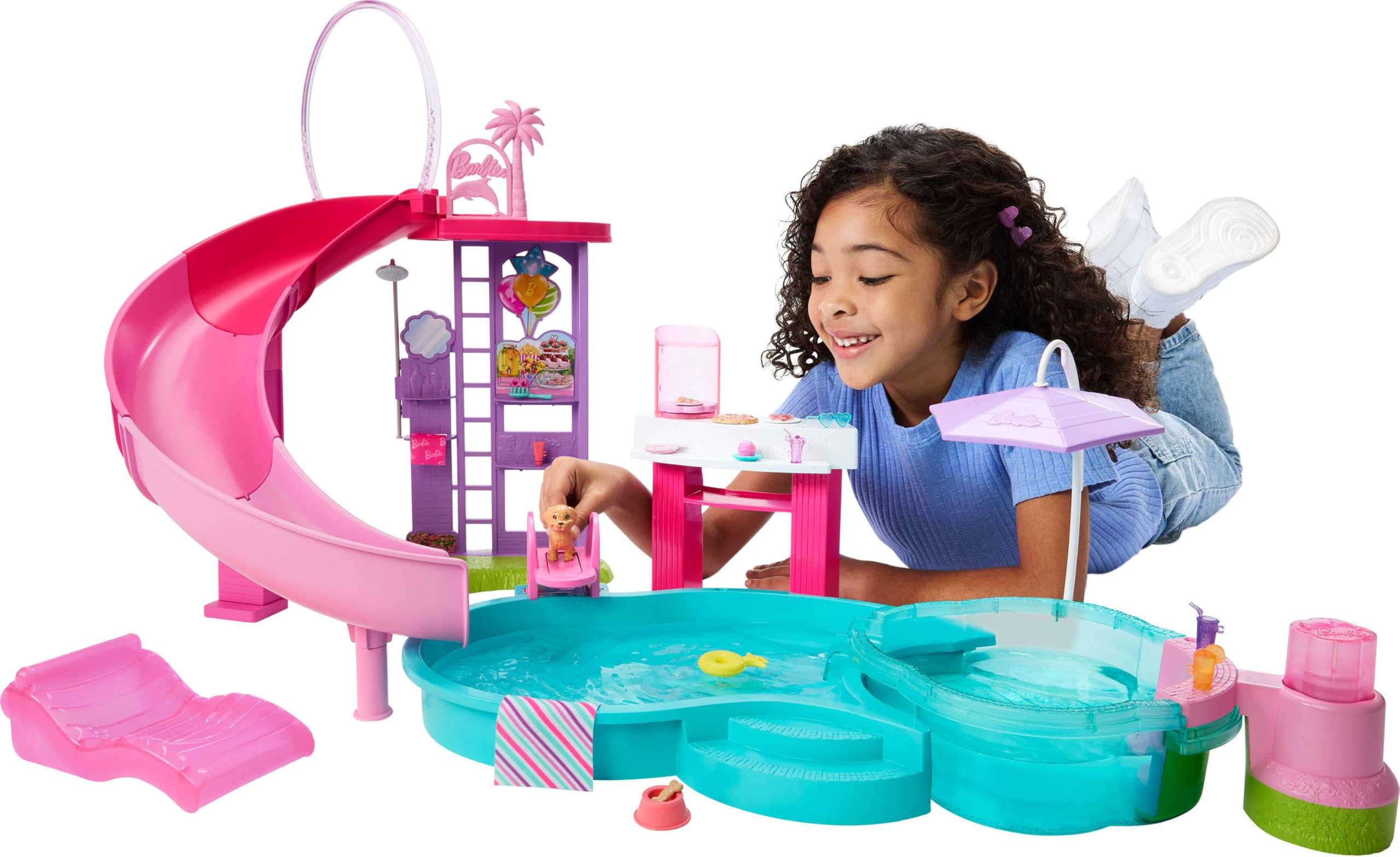 Barbie vista frontal del set con piscina mostrando diversión instantánea